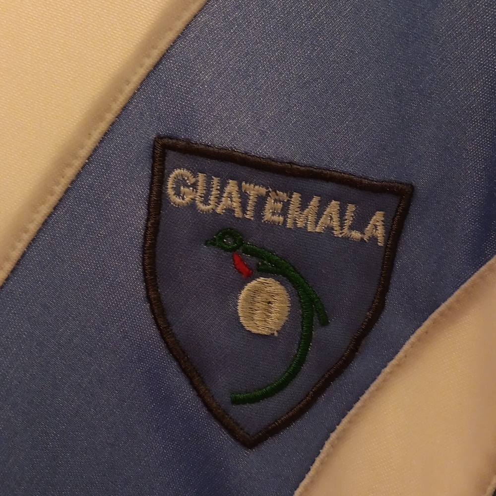 Vintage Guatemala Umbro Soccer Jersey Small White Blue Script Logo Short Sleeve - Picture 2 of 9